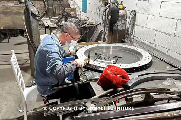 metal chair seamless welding