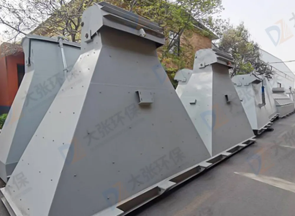 Electric sludge storage hopper